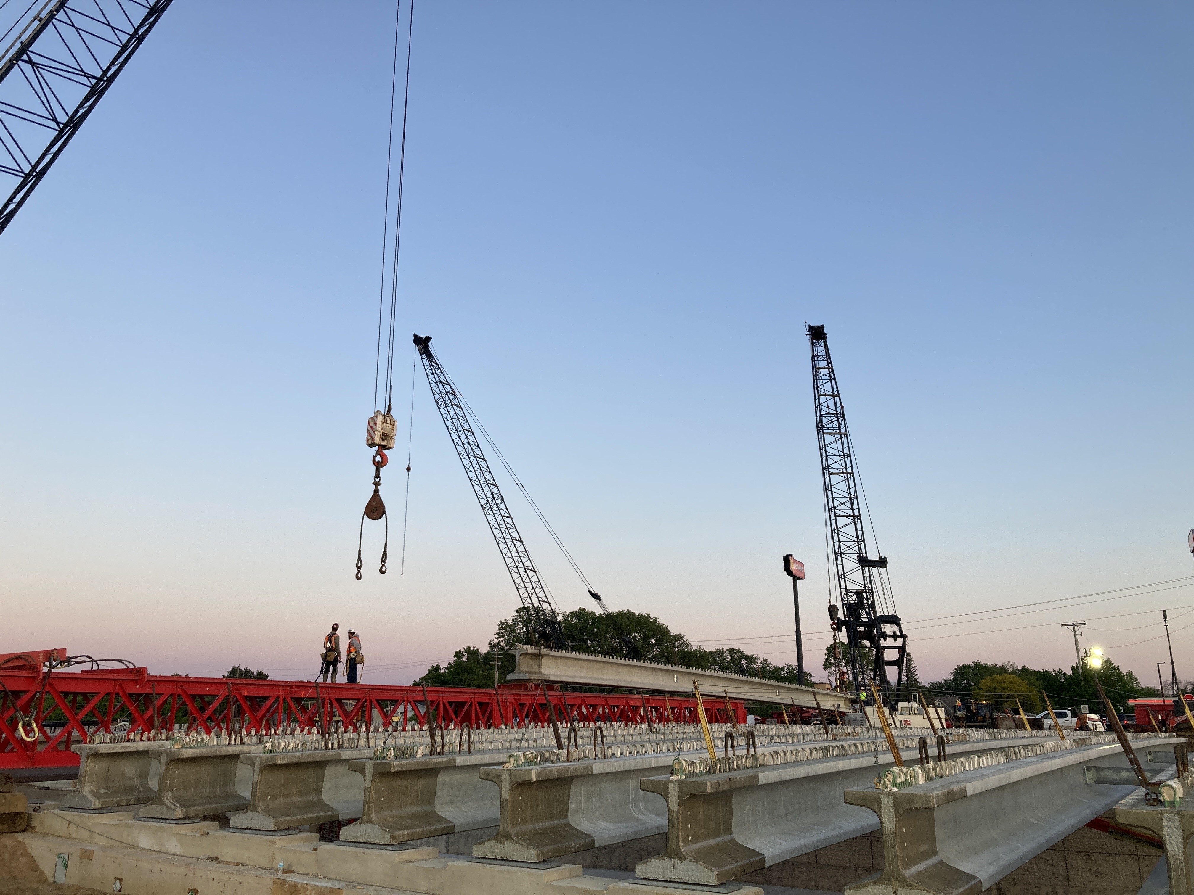 I-90 Austin bridge beam setting
